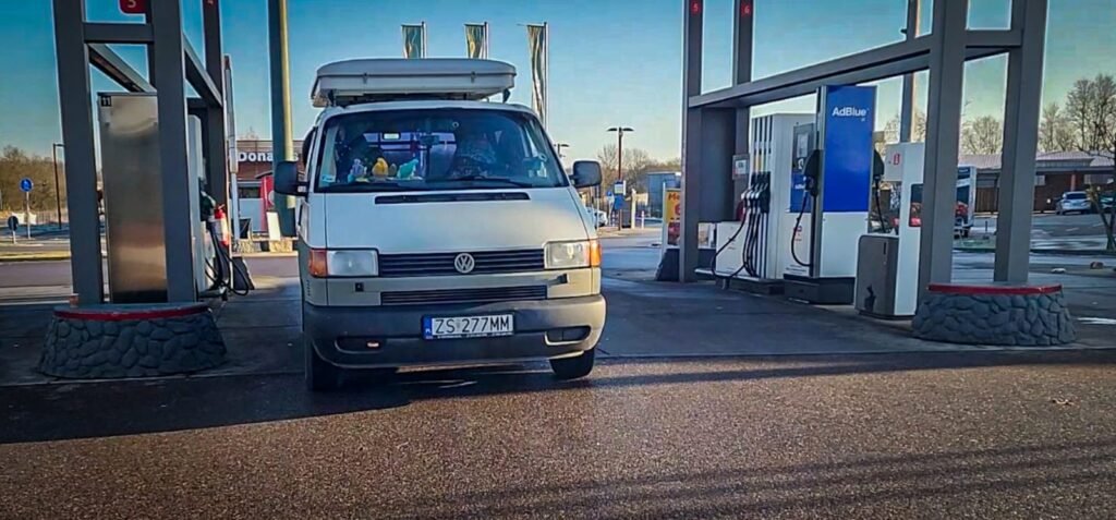 kamperem T4 z Polski do Hiszpanii